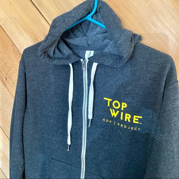 Top Wire Hop Project Llama Zip-up Gray Hoodie Sz Small, Unisex fit - Picture 10 of 13